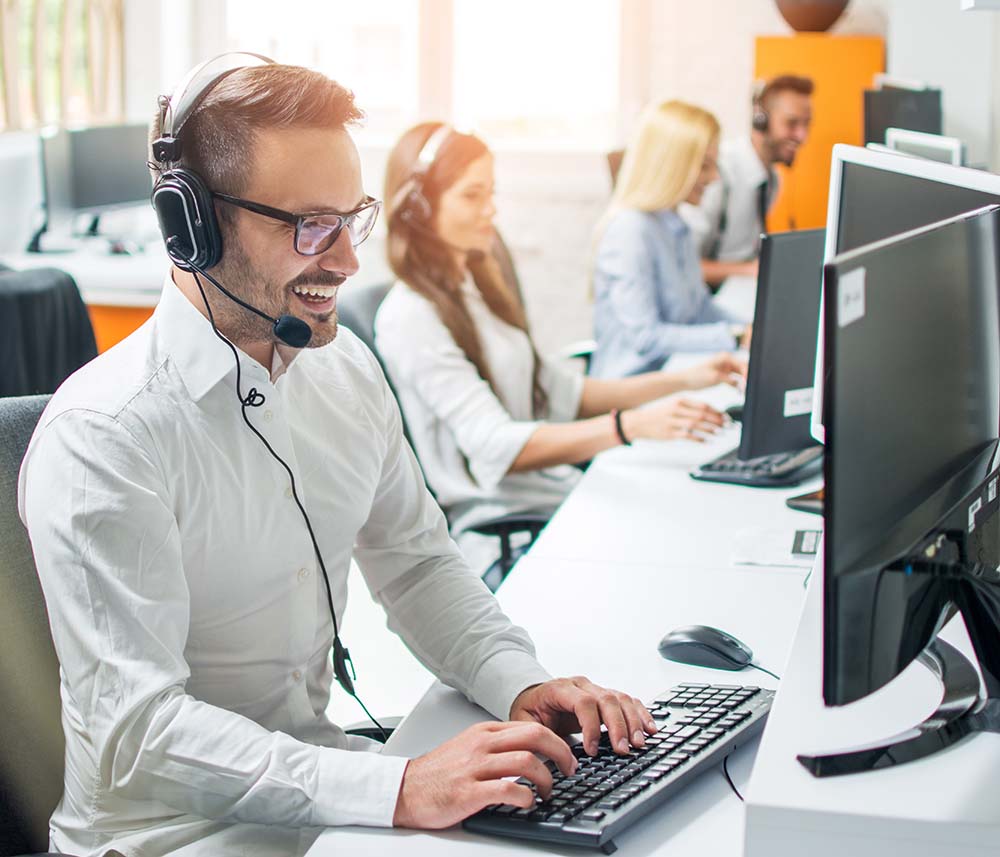 male info tech worker